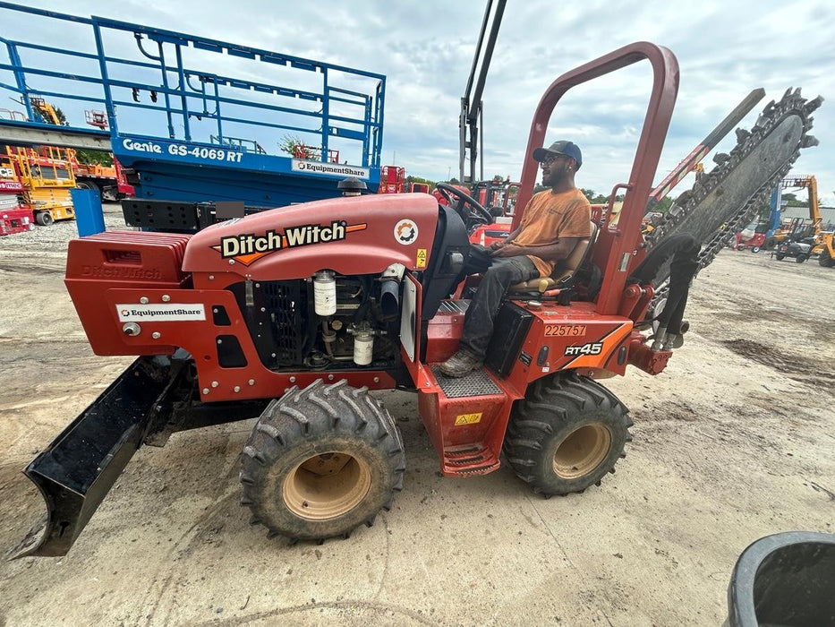 2022 DITCH WITCH RT45A