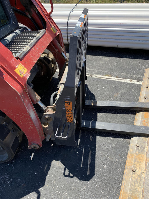 2022 PALADIN 48" Pallet Forks - Paladin