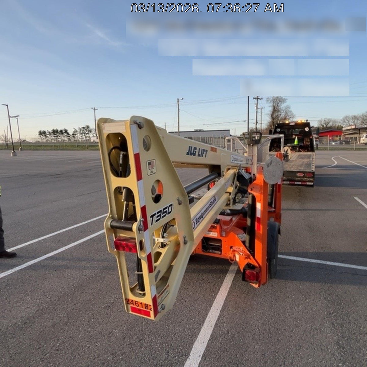 2022 JLG T350