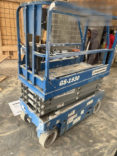 2019 Genie GS-1930 Fixed rails with chain Entry