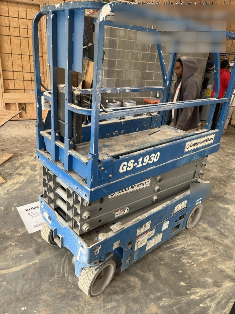 2019 Genie GS-1930 Fixed rails with chain Entry
