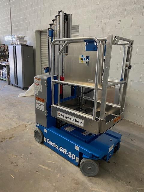 2020 GENIE GR-20