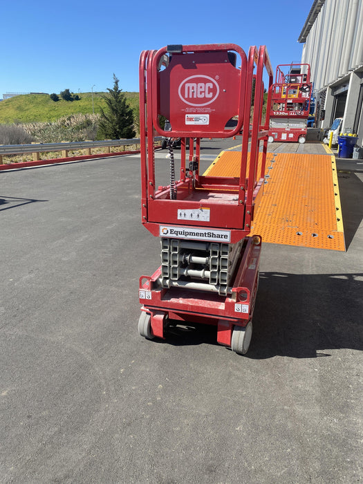 2020 MEC 1330SE Solid NM Tires, Steel Swing out Doors, LCS, Beacon, 900W Inverter