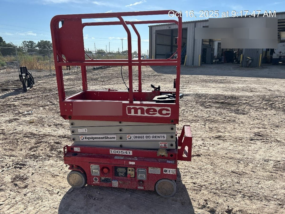 2020 MEC 1330SE Solid NM Tires, Steel Swing out Doors, LCS, Beacon, 900W Invertor