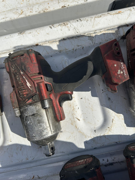 2022 MILWAUKEE 2864-22