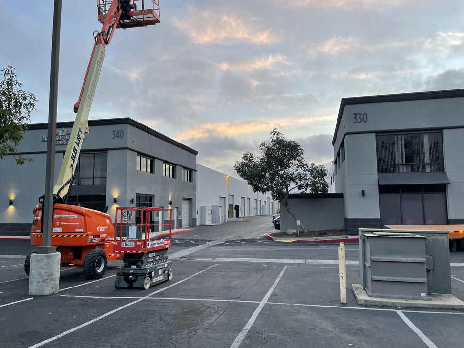 2022 JLG 460SJ