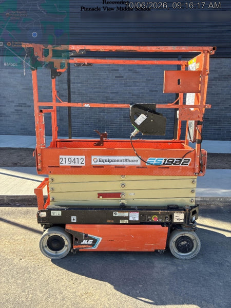 2022 JLG ES1932