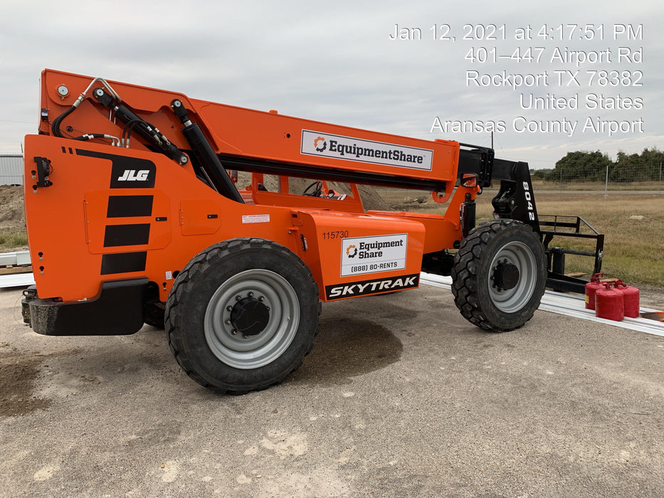 2020 Skytrak 8042 74 Hp, FF Tires, Work Lights, Beacon, Aux Hydraulics, Back up Alarm, Lifting Eye, ES Decals