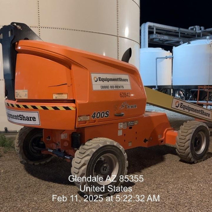 2020 JLG 400S