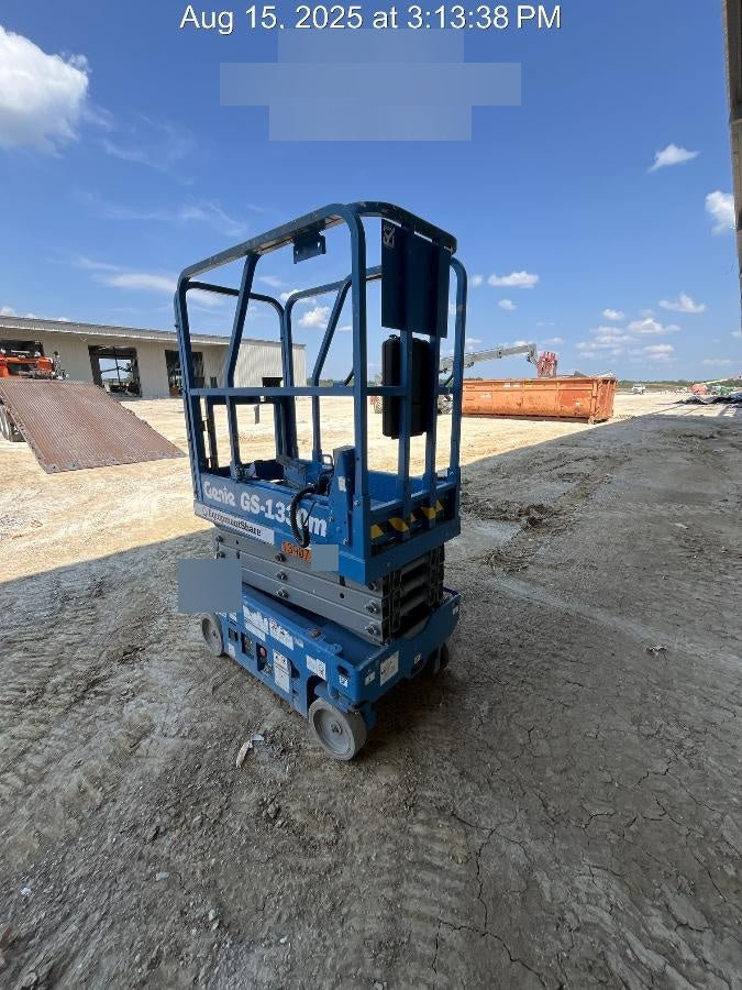 2021 GENIE GS-1330m