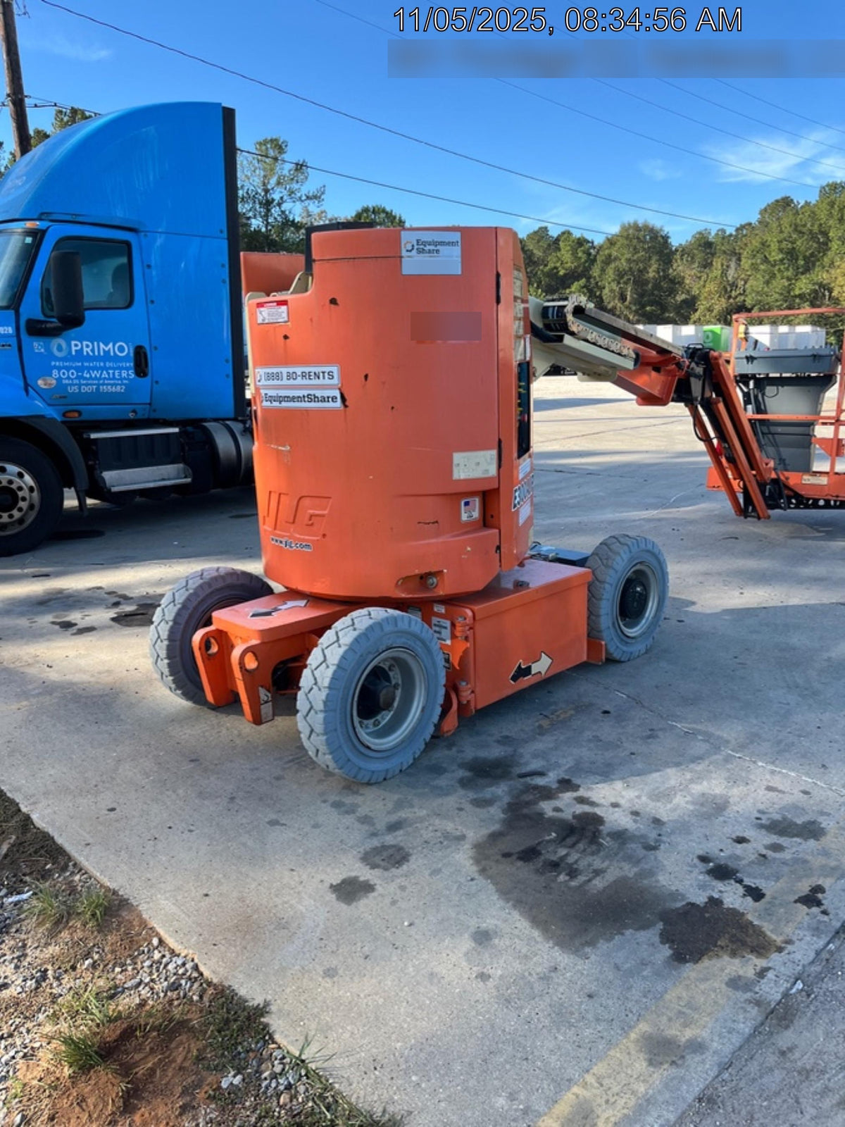 2019 JLG E300AJP