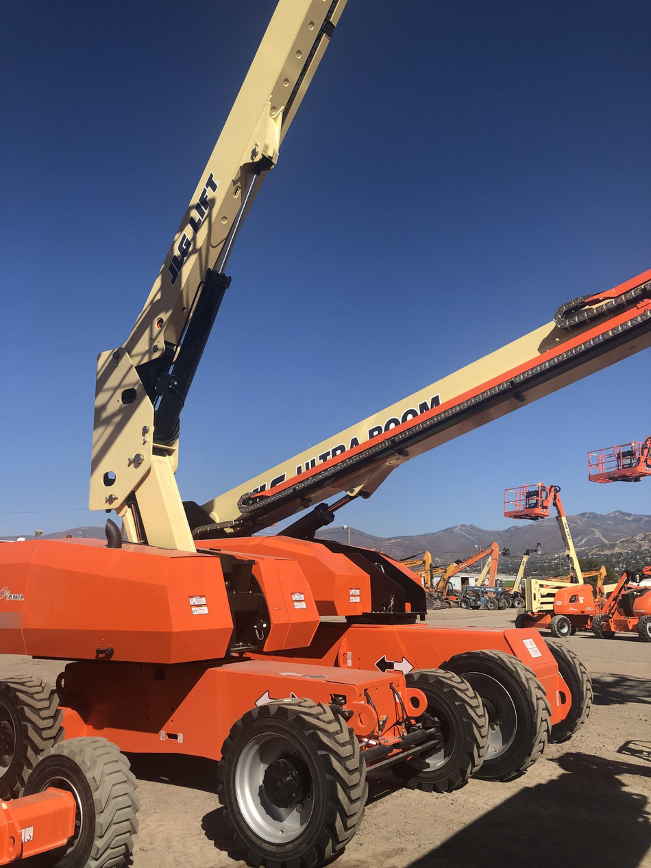 2019 JLG 860SJ
