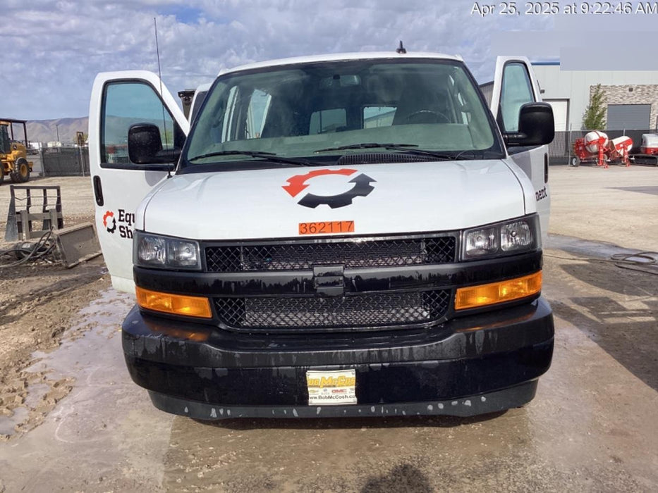 2023 CHEVROLET Express Van - Rental