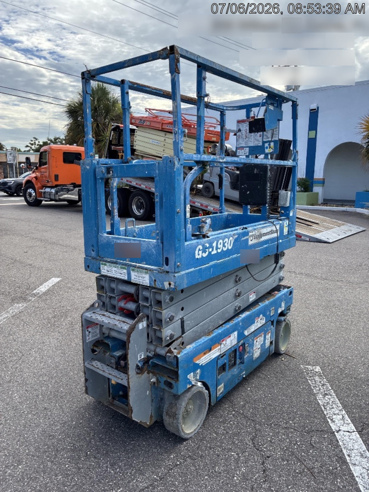 2020 Genie GS-1930 Solid Non Marking Tires, Beacon, Folding rails with half height swing gate