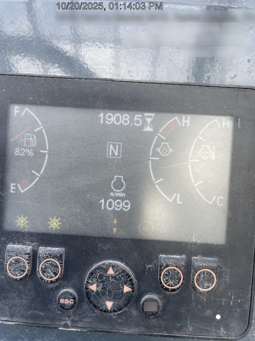 2018 MANITOU MTA8044