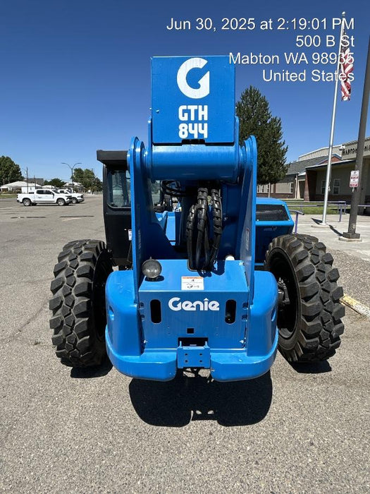 2025 GENIE GTH-844