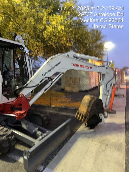 2025 TAKEUCHI TB235-2CR