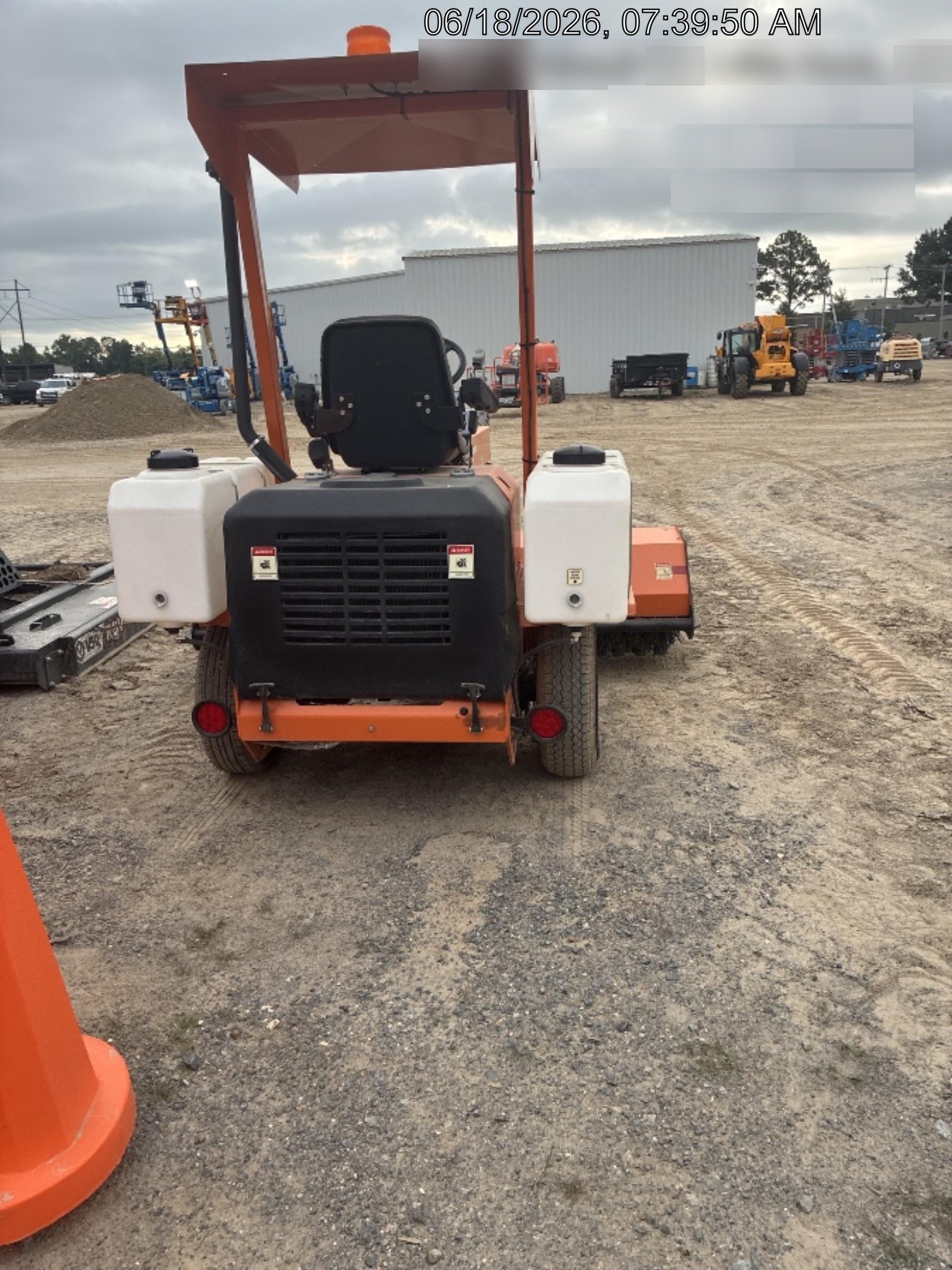 2023 LAYMOR SM-300