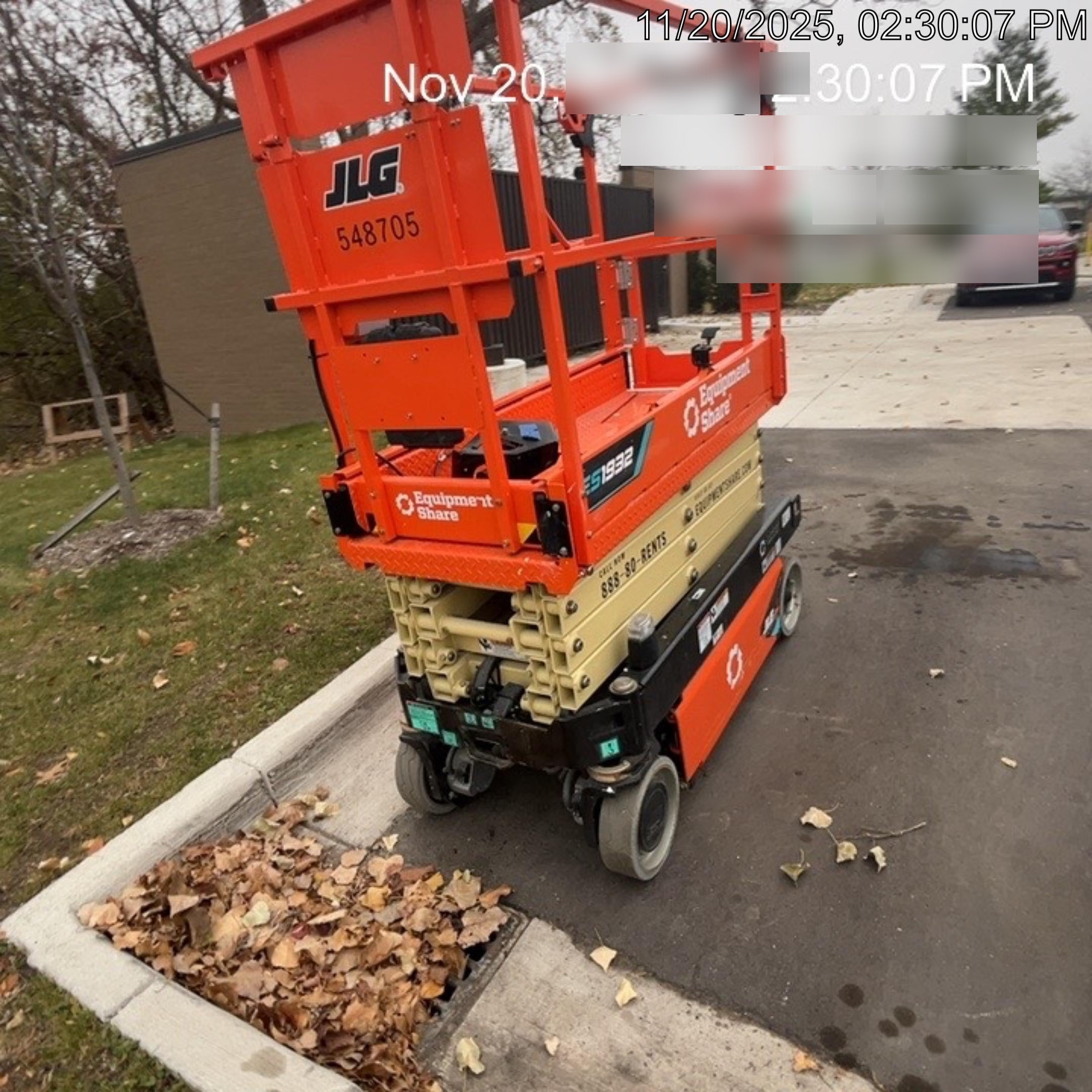 2025 JLG ES1932