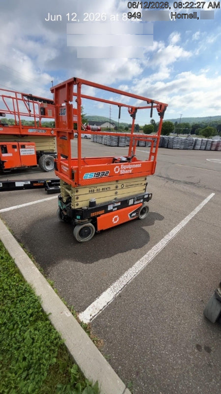 2024 JLG ES1932