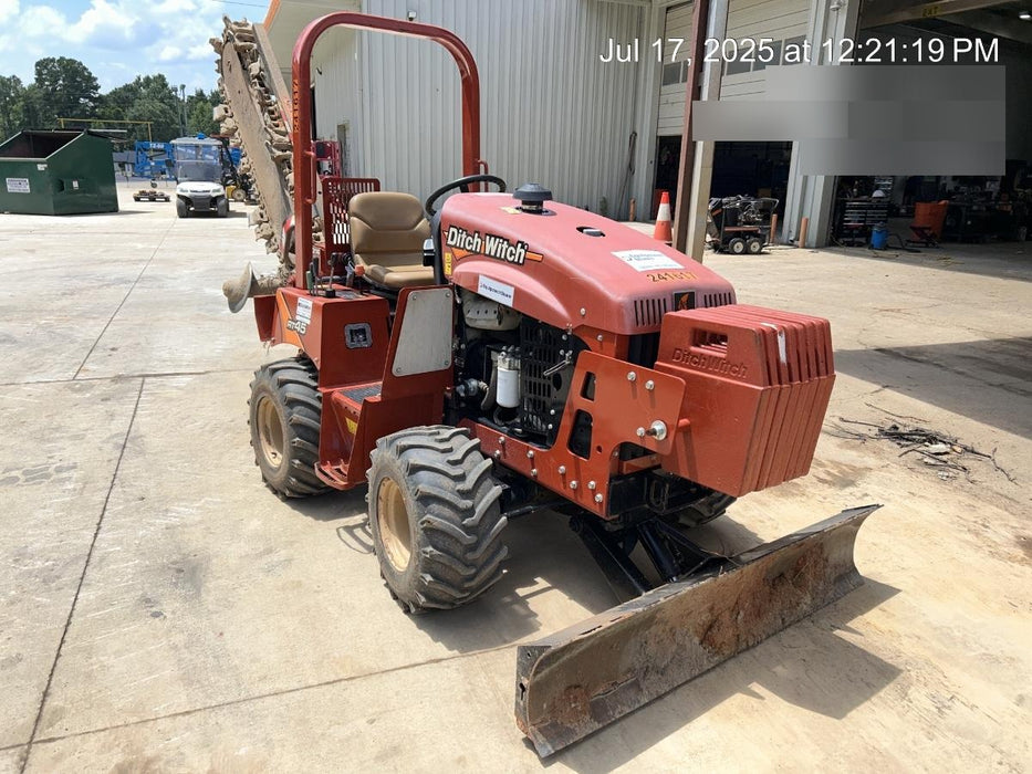 2022 DITCH WITCH RT45A