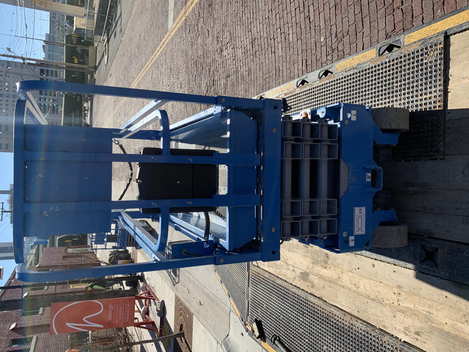 2019 Genie GS-1930 Fixed rails with chain Entry