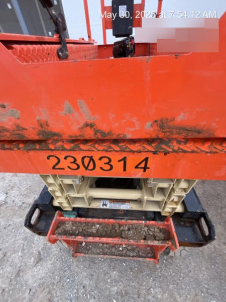 2022 JLG ES1932