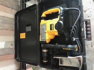 2020 DEWALT D25604K