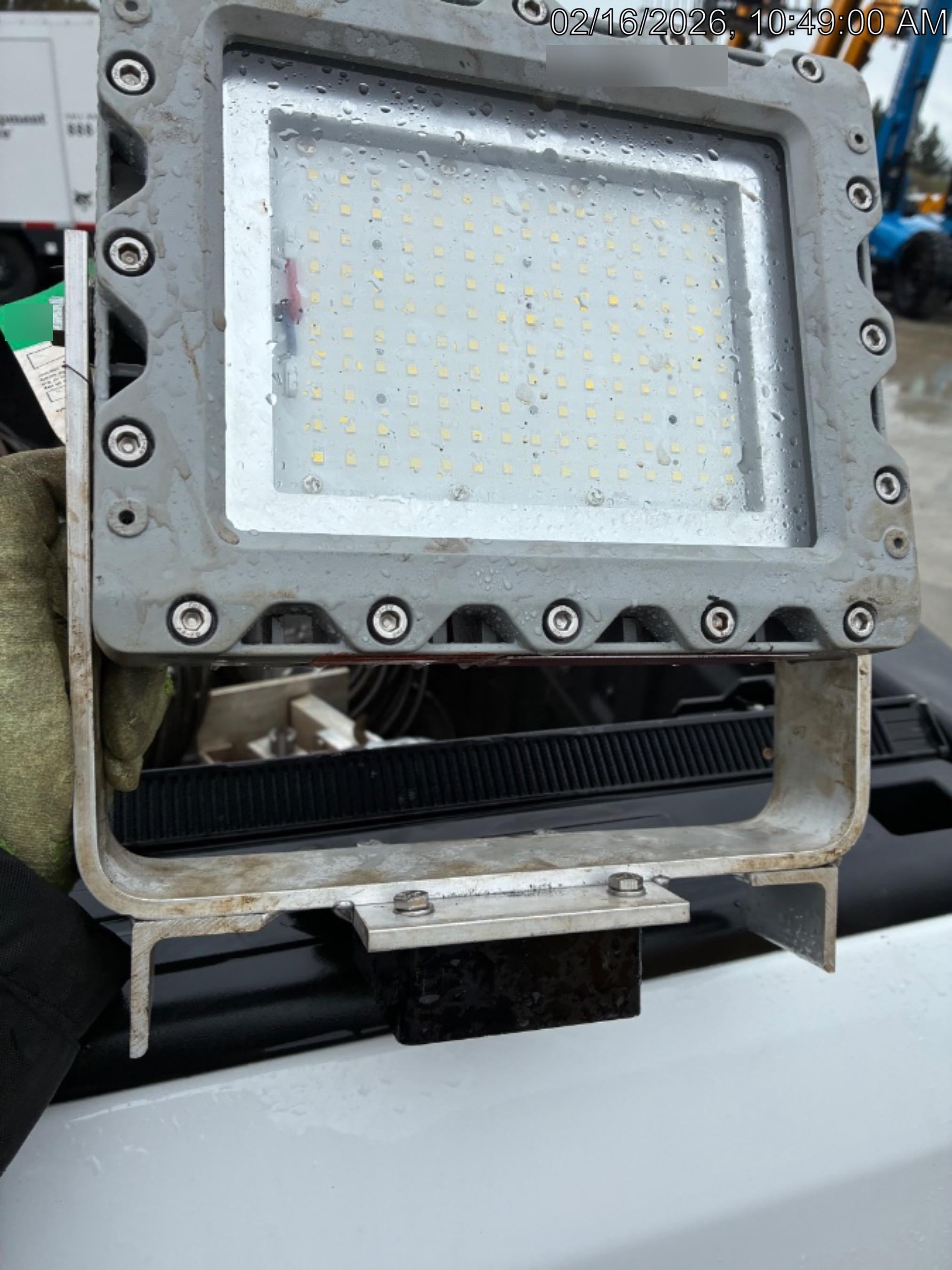 2024 WORKSITE LIGHTING RREXM-60W-M-M