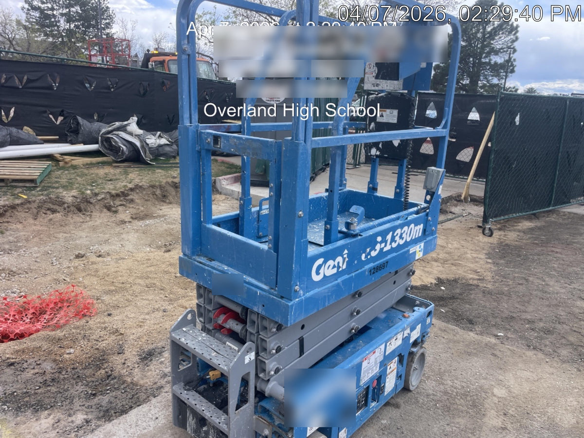 2021 GENIE GS-1330m