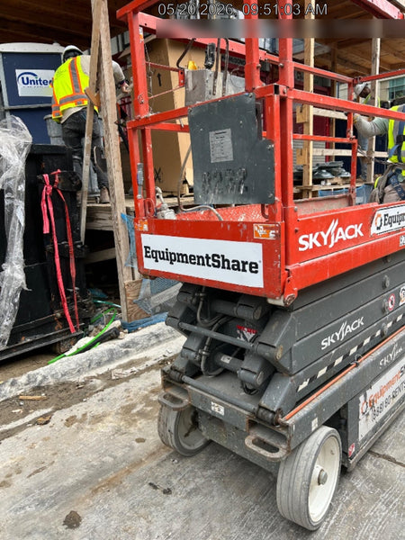 2018 Skyjack SJIII-3226 Skyjack SJIII3226 Scissor Lift w/Trojan Batteries
