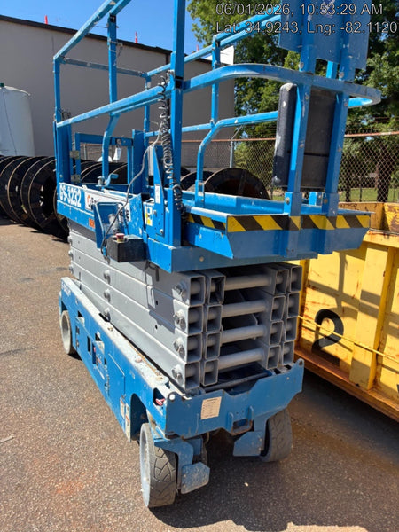 2022 GENIE GS-3232