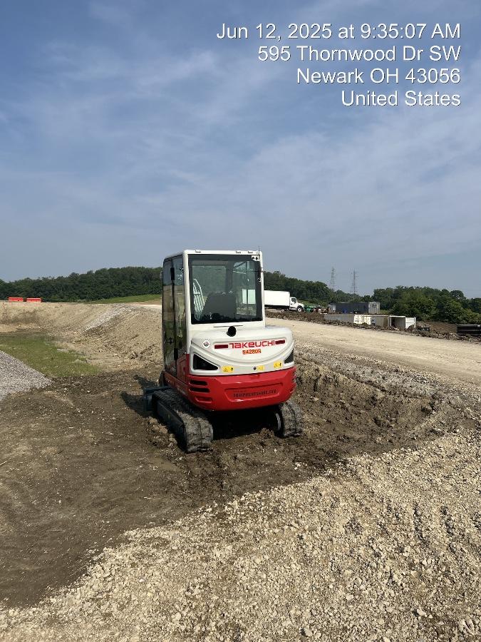 2025 TAKEUCHI TB235-2CR