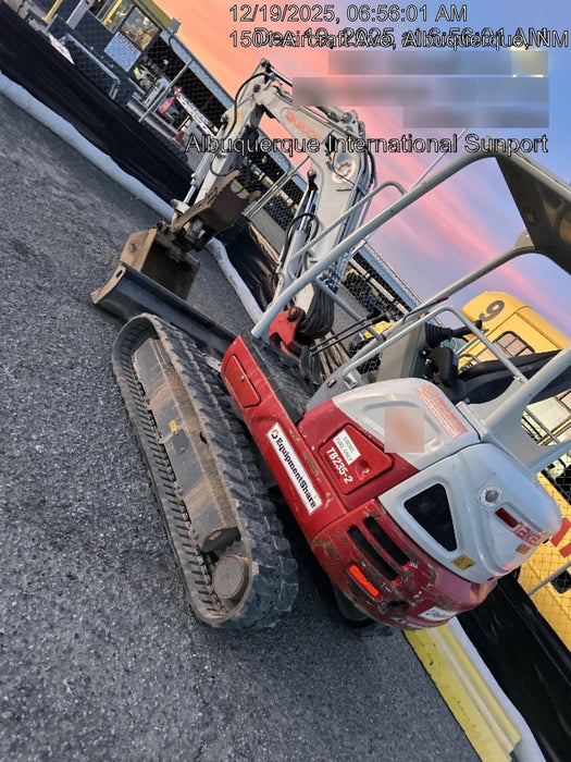 2020 TAKEUCHI TB235-2R