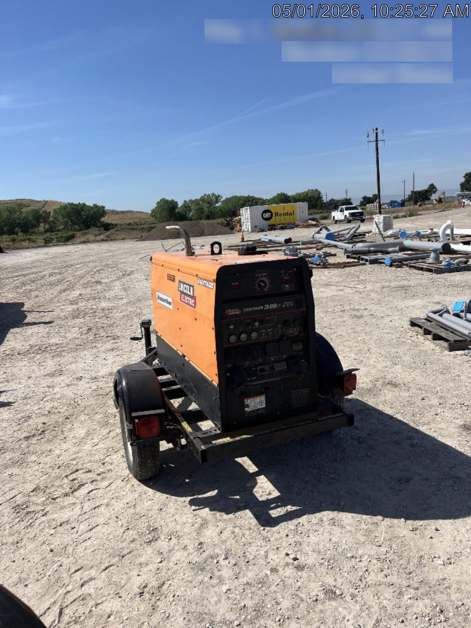 2021 Lincoln Electric Vantage 322 Vantage 322 Ready Pak 3 w/ Decals, ORANGE (includes trailer, cable rack, fender light kit) NO Telematics