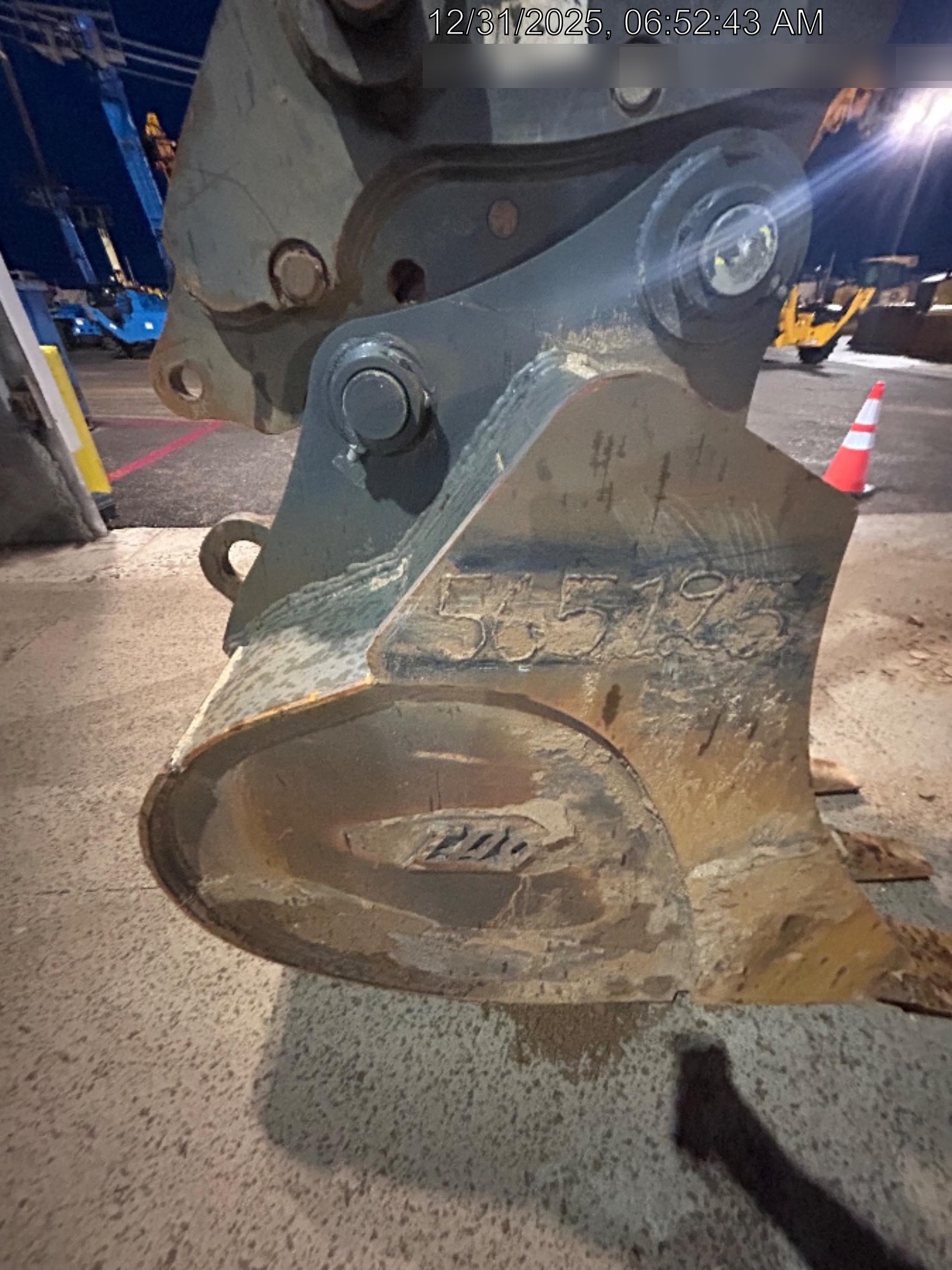 2025 LINK-BELT 42" Bucket - Link-Belt
