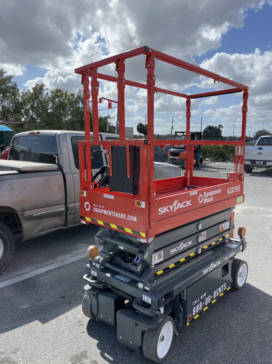 2024 Skyjack SJ3219 Electric Drive, Sld NM Tires, DBcns, RFRails, Power to Platform, T3 + Access Control