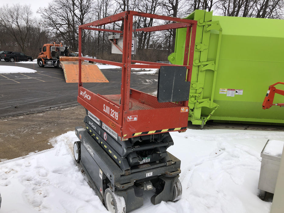 2017 Skyjack SJIII-3219 Standard Rental Specs