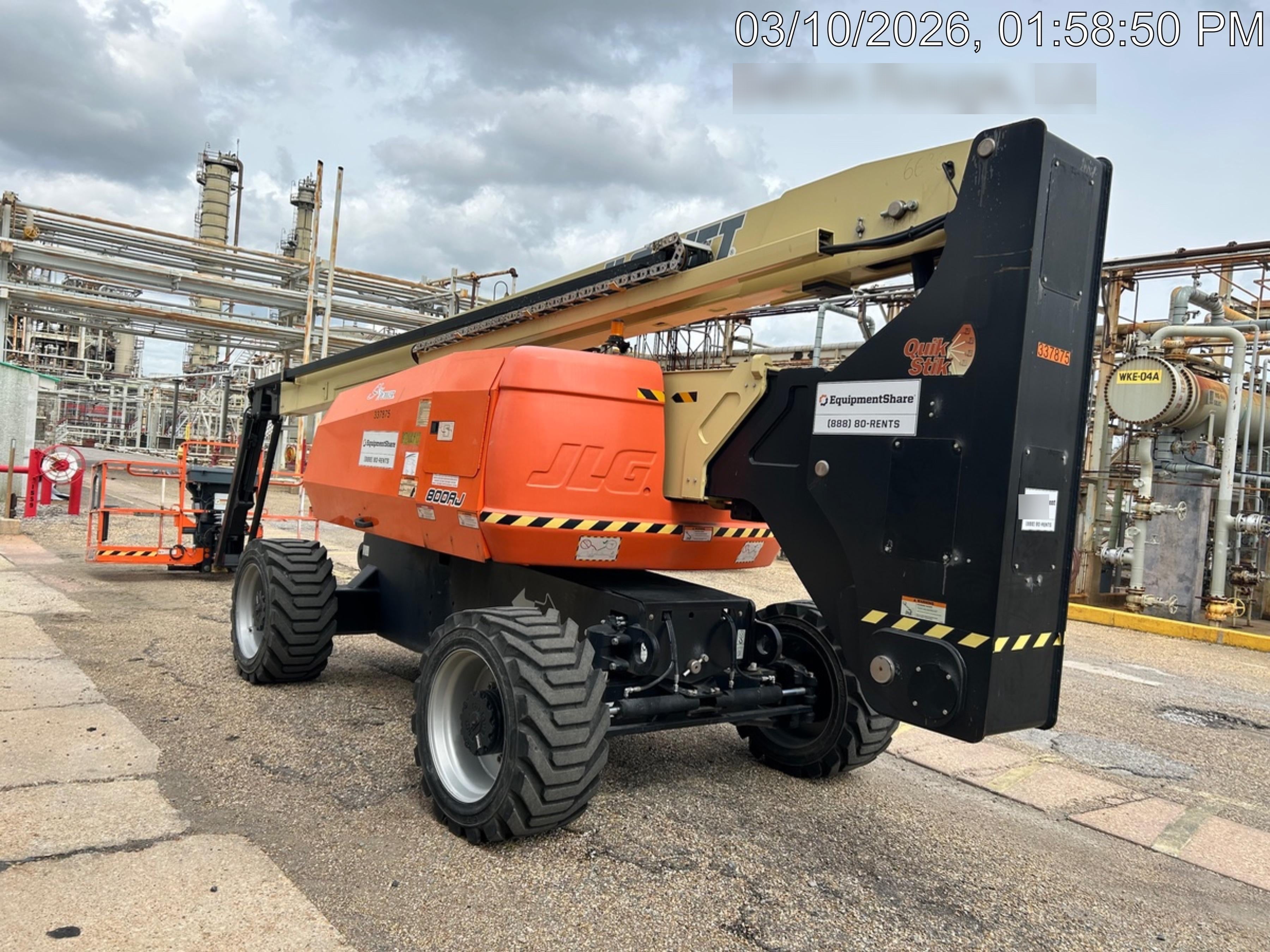 2023 JLG 800AJ