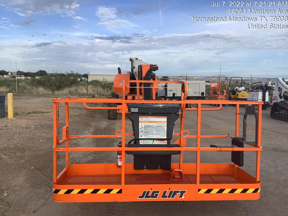 2022 JLG 860SJ