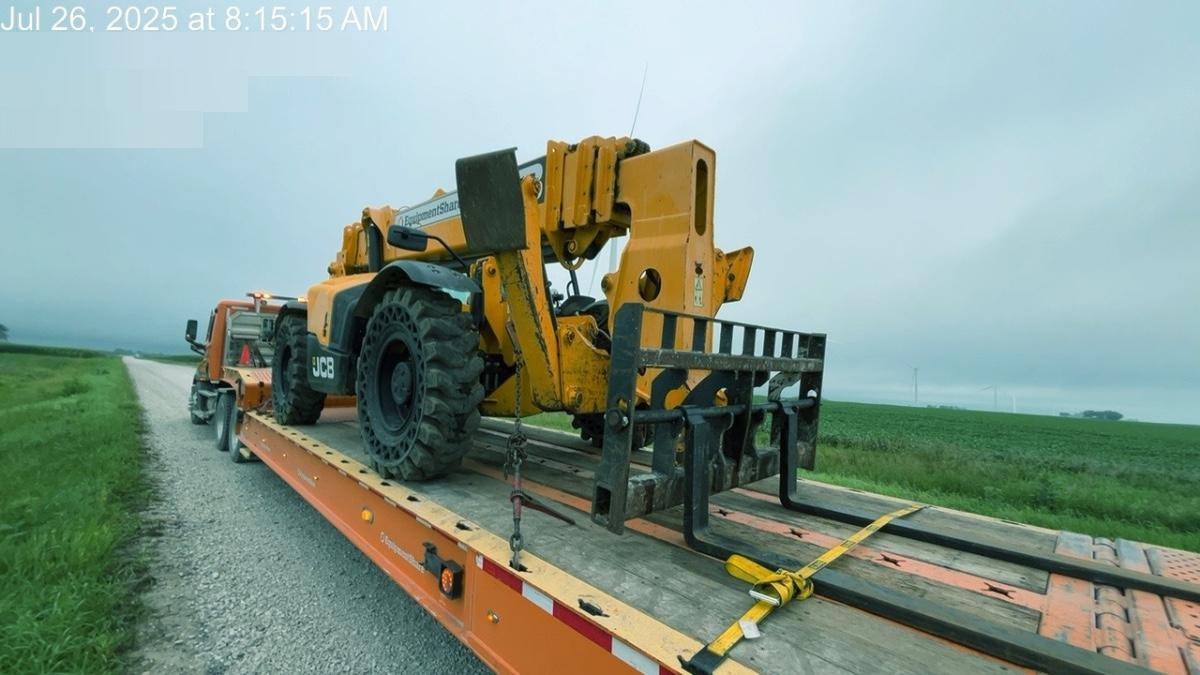 2019 JCB 512-56 Canopy, 109 HP, Solid Tires, STD Worklight, Beacon, Aux Hydraulics, Lifting Eye, Back up Alarm 66" Carriage/60" Forks