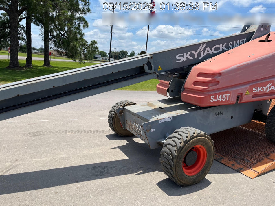 2017 SKYJACK SJ45T+