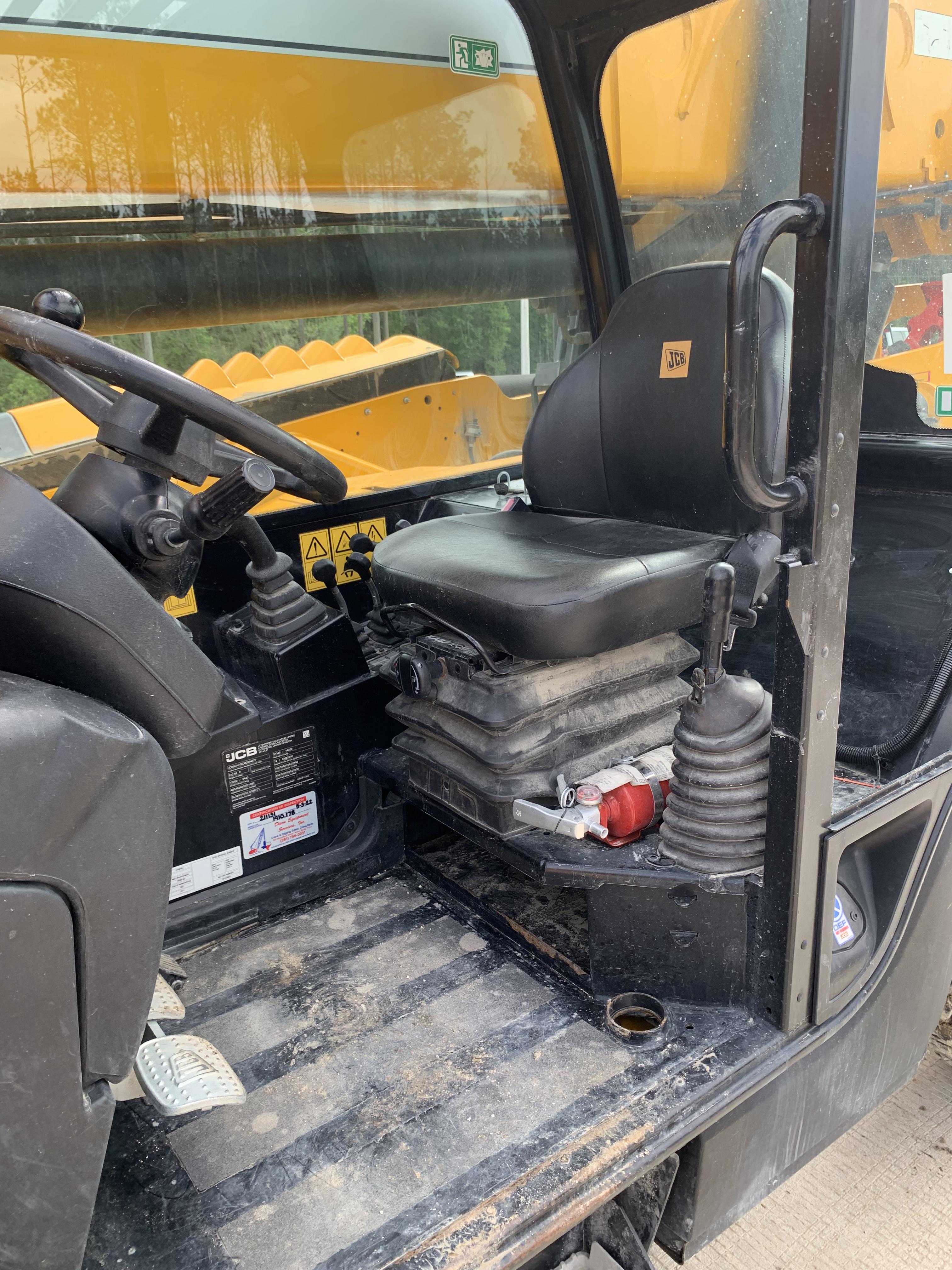 2021 JCB 512-56