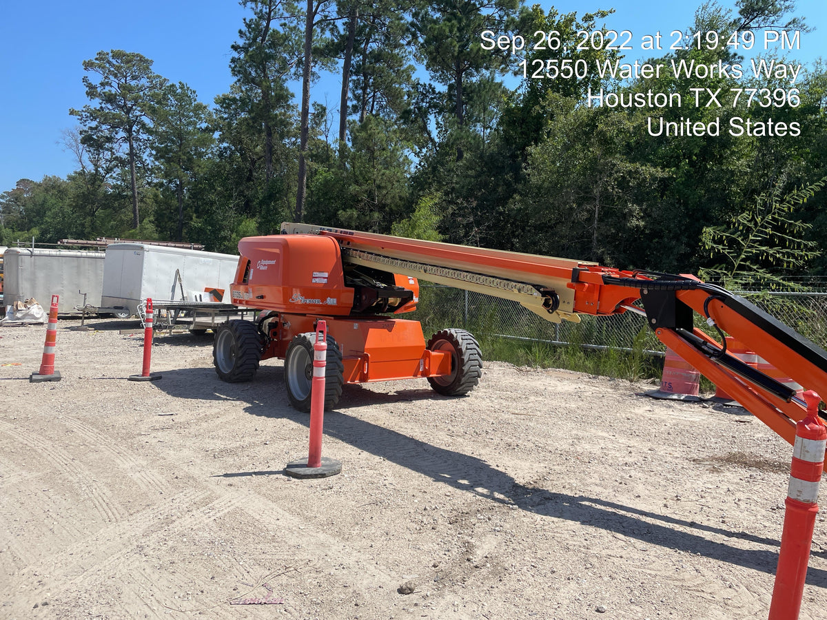 2022 JLG 660SJ