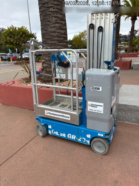 2019 GENIE GR-20
