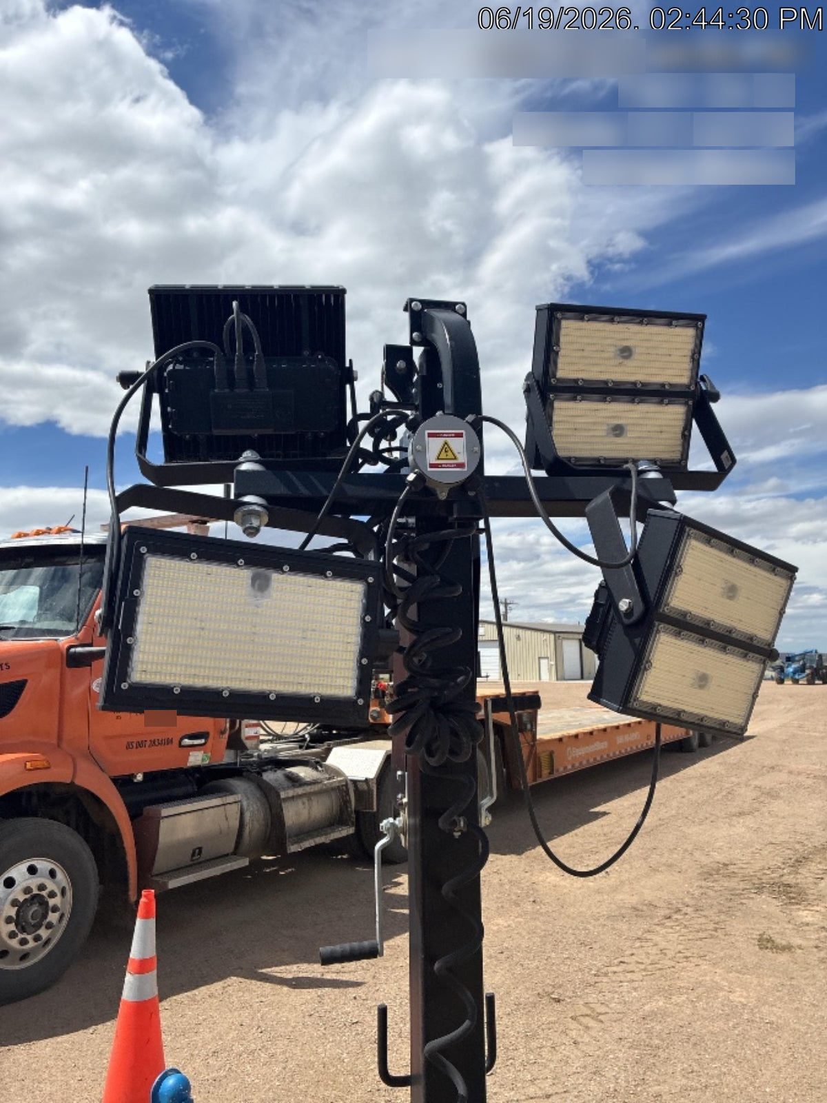 2022 Allmand NLV3GR (4) LED Light Fixture 350W, 23' Vertical Mast, 3kW Prime, Towable, ES Decals, T3
