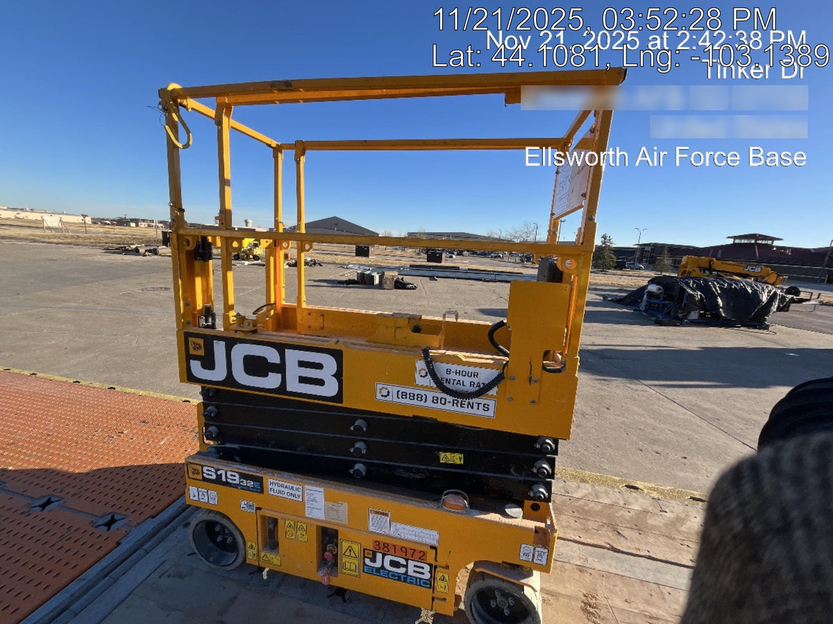 2024 JCB S1932E