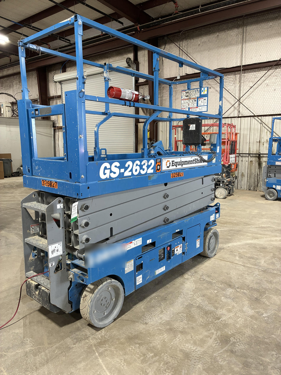 2023 GENIE GS-2632