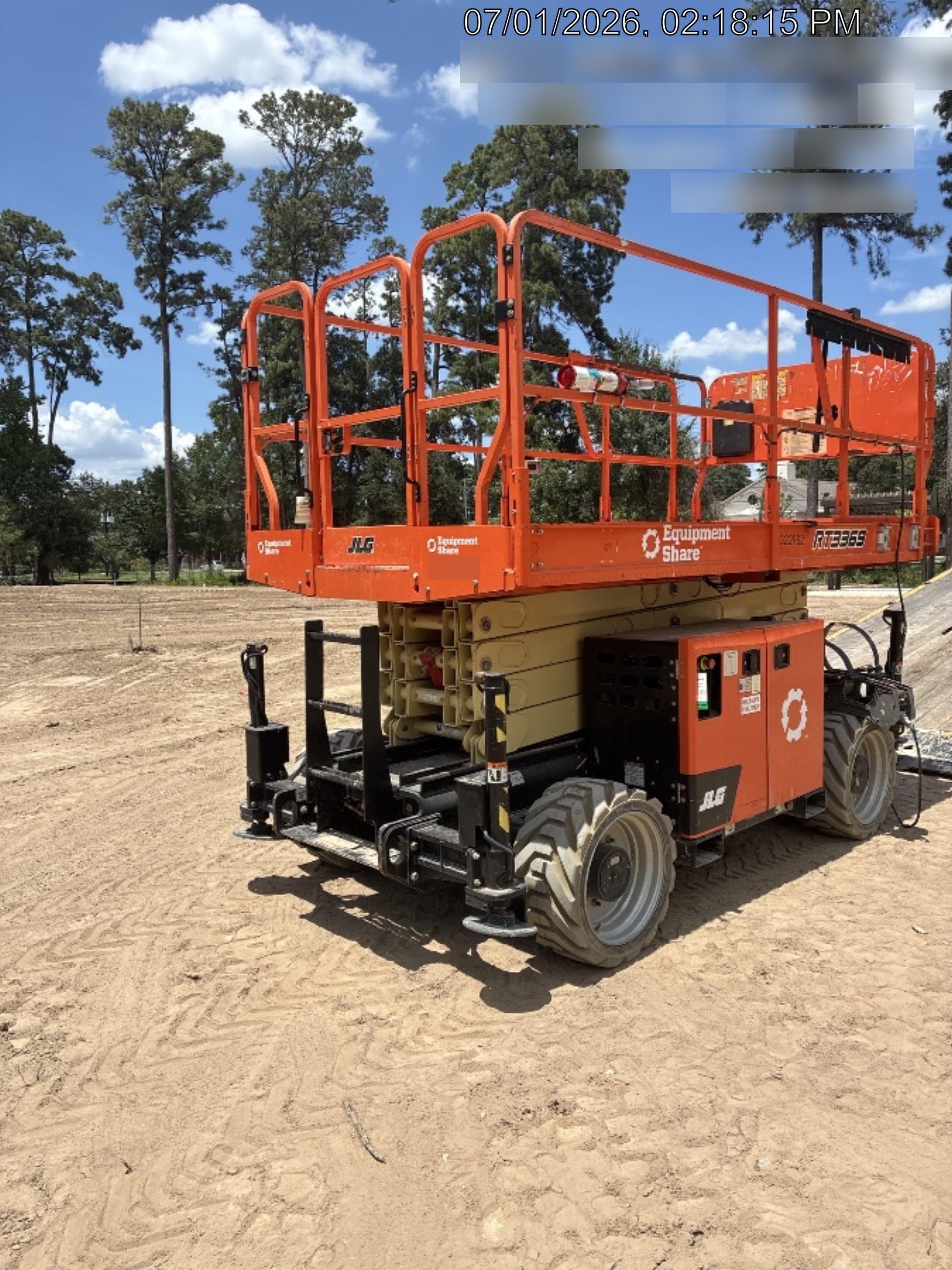 2023 JLG RT3369