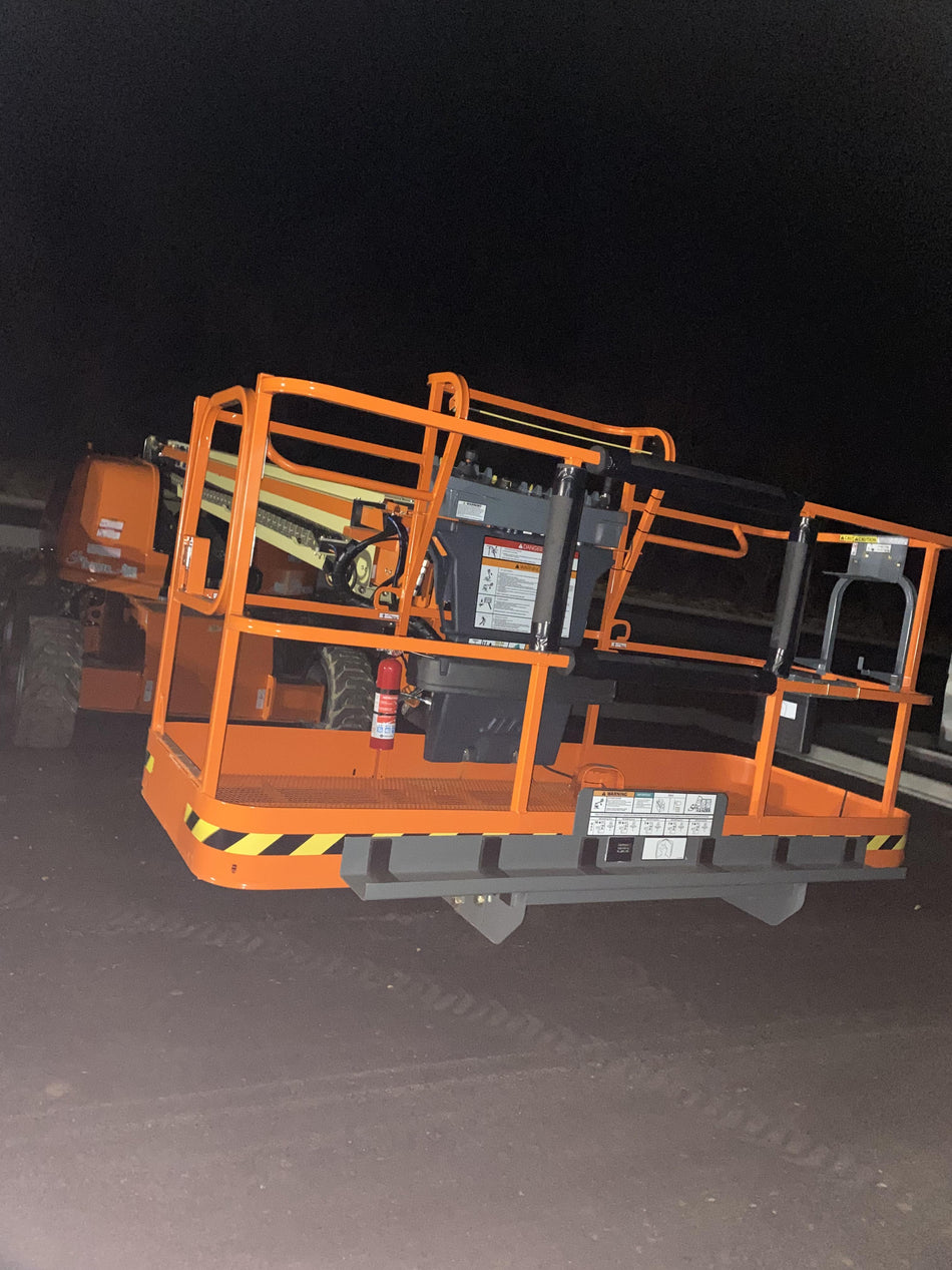 2022 JLG 600S